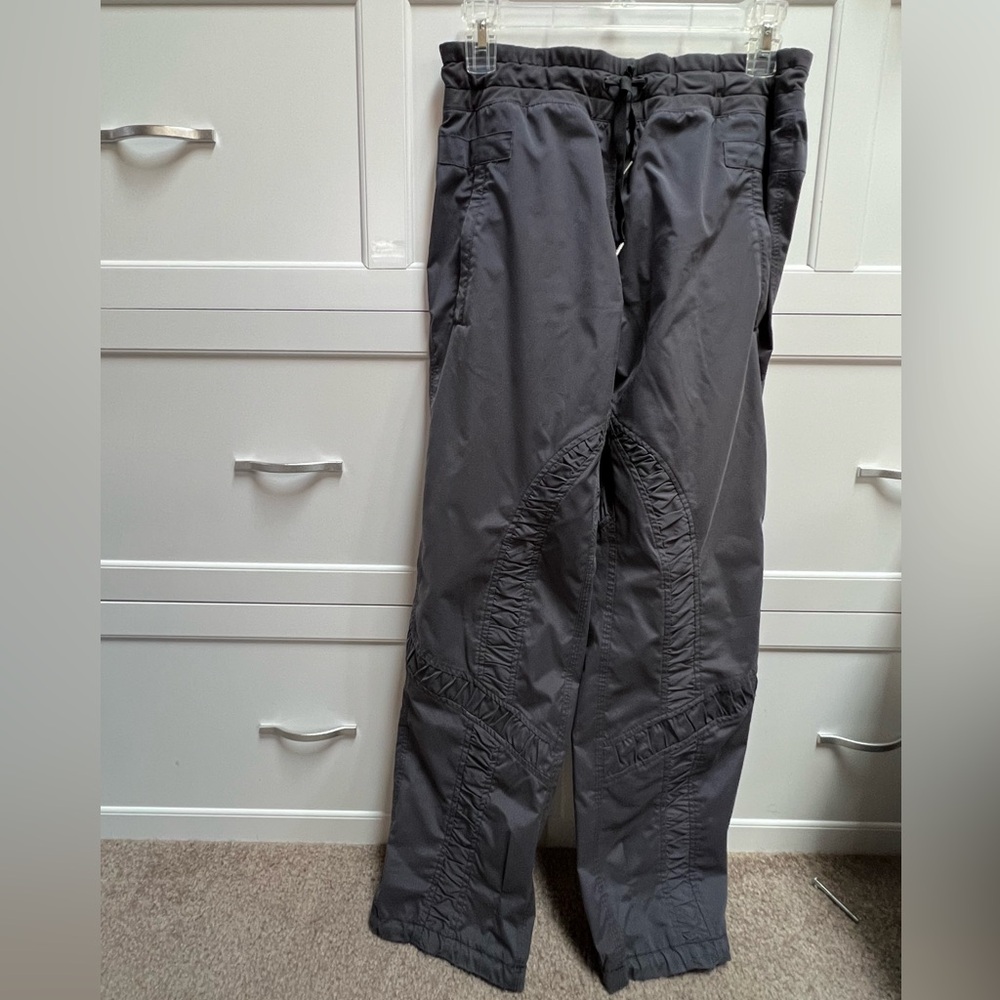 Lululemon pants 
Size 4
P19